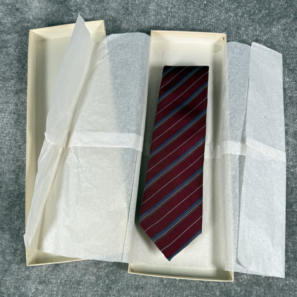 VTG New Guy Laroche Neck Tie Red Striped‎ Silk Cravates